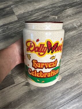 Vintage Aladdin Dolly Parton Dollywood Harvest Celebration Insulated Mug USA